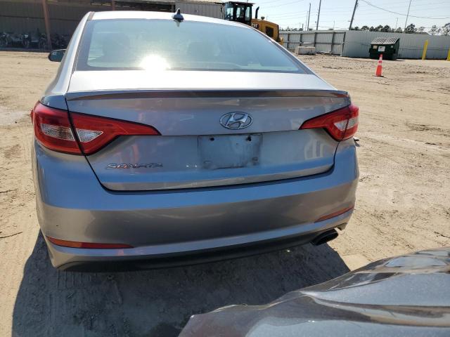 5NPE24AF3HH568476 - 2017 HYUNDAI SONATA SE SILVER photo 6