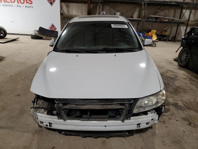 YV1RS592752452939 - 2005 VOLVO S60 2.5T WHITE photo 5