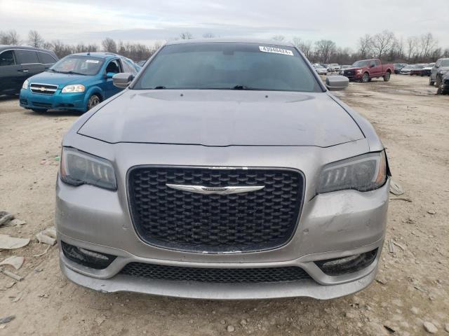 2C3CCABG8JH240547 - 2018 CHRYSLER 300 S SILVER photo 5