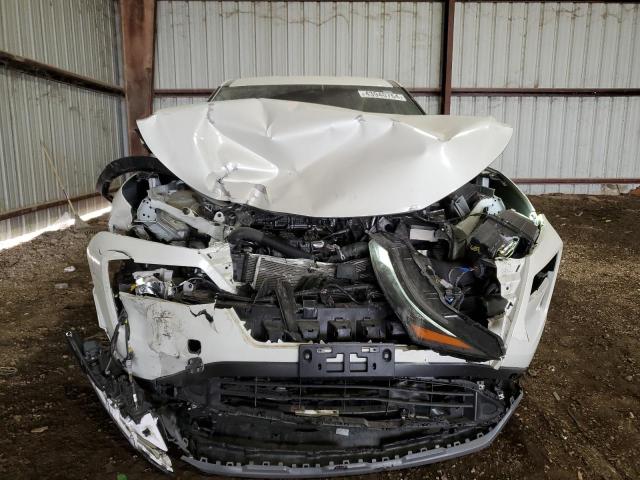 5N1AT3BA2MC752009 - 2021 NISSAN ROGUE SV WHITE photo 5