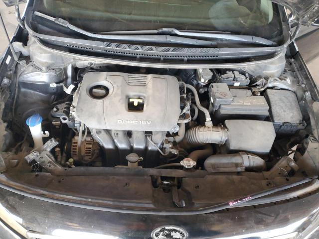 3KPFK4A76HE069382 - 2017 KIA FORTE LX BLACK photo 11