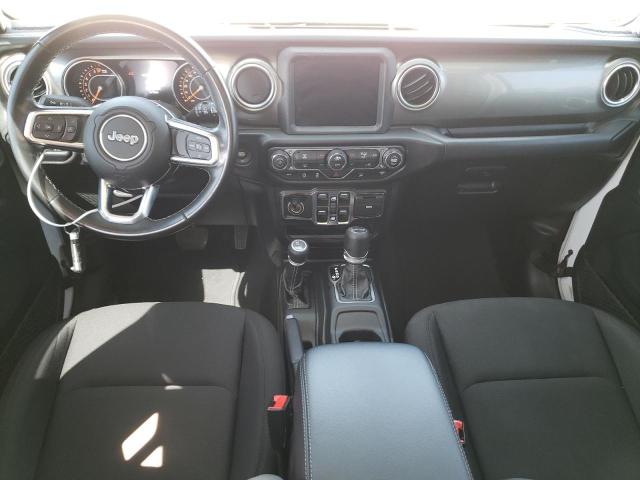 1C4HJXEN1LW115589 - 2020 JEEP WRANGLER U SAHARA WHITE photo 8