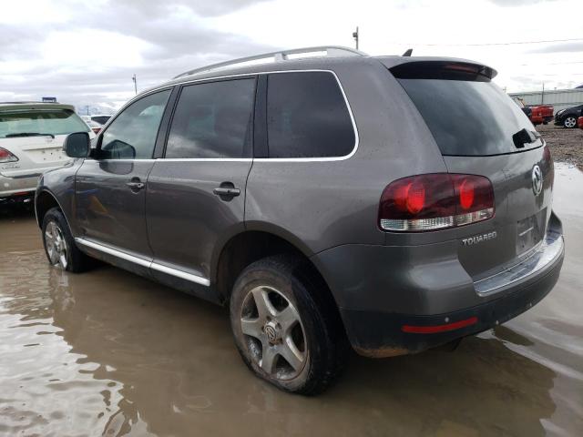 WVGBE77L68D004783 - 2008 VOLKSWAGEN TOUAREG 2 V6 GRAY photo 2