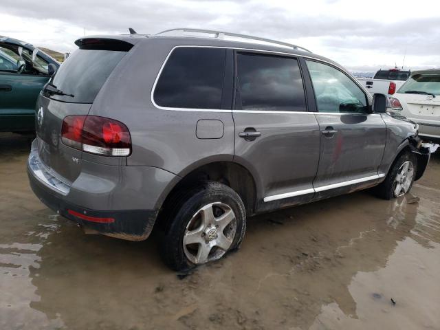 WVGBE77L68D004783 - 2008 VOLKSWAGEN TOUAREG 2 V6 GRAY photo 3