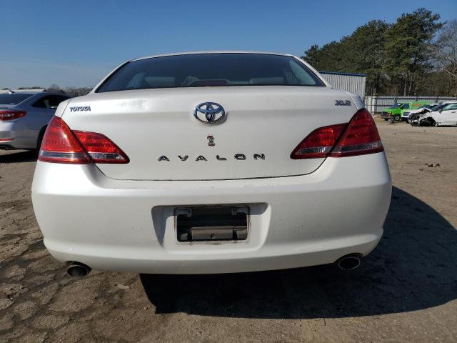 4T1BK36B96U110474 - 2006 TOYOTA AVALON XL WHITE photo 6