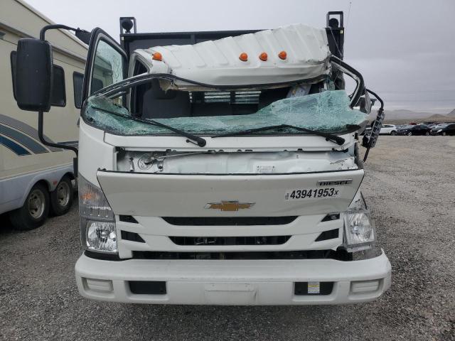 JALEEW163N7304269 - 2022 CHEVROLET 5500XD WHITE photo 5