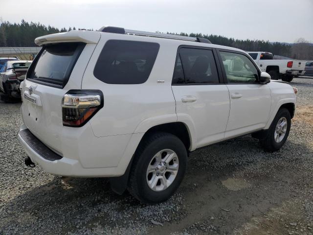 JTEEU5JR3P5280980 - 2023 TOYOTA 4RUNNER SR5 WHITE photo 3