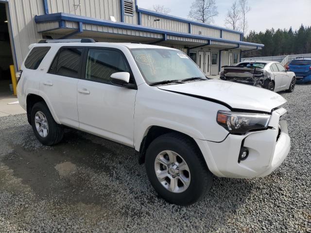 JTEEU5JR3P5280980 - 2023 TOYOTA 4RUNNER SR5 WHITE photo 4