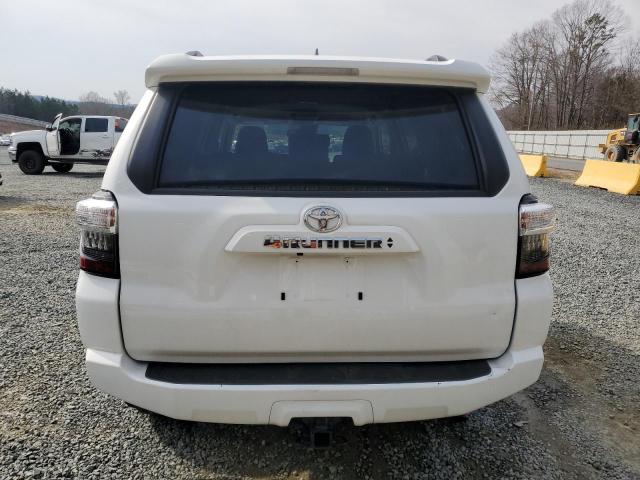 JTEEU5JR3P5280980 - 2023 TOYOTA 4RUNNER SR5 WHITE photo 6