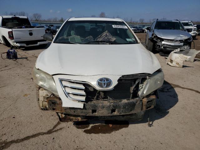 4T1BF3EK0BU672487 - 2011 TOYOTA CAMRY BASE WHITE photo 5