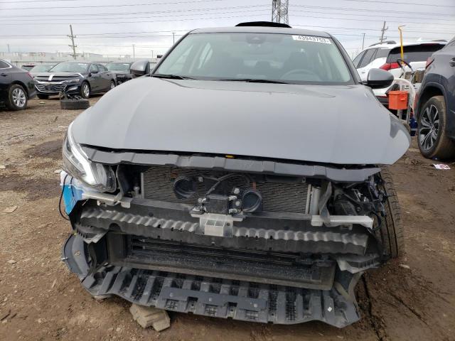 1N4BL4DV4LC190861 - 2020 NISSAN ALTIMA SV GRAY photo 5