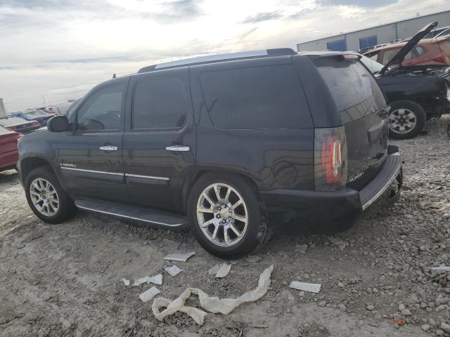 1GKFK63867J266995 - 2007 GMC YUKON DENALI BLACK photo 2