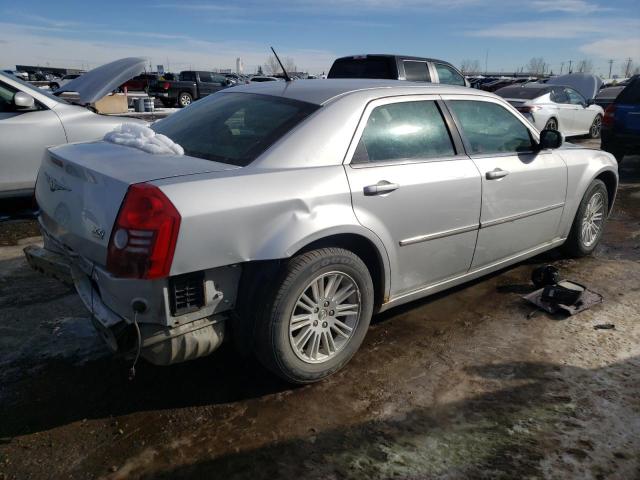 2C3KA53G18H218245 - 2008 CHRYSLER 300 TOURING SILVER photo 3