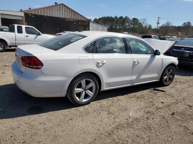 1VWBH7A34DC026184 - 2013 VOLKSWAGEN PASSAT SE WHITE photo 3