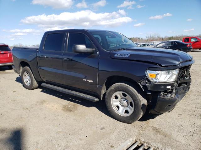 1C6SRFGT2KN741152 - 2019 RAM 1500 TRADESMAN BLACK photo 4