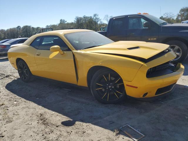 2C3CDZAG6JH132165 - 2018 DODGE CHALLENGER SXT YELLOW photo 4