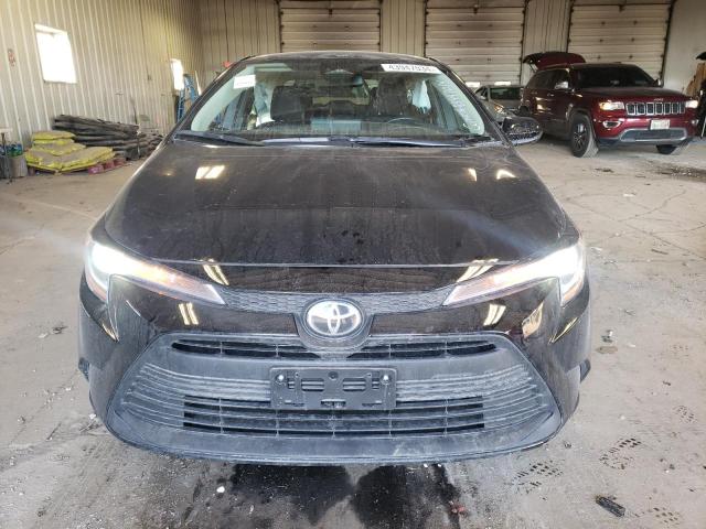 5YFB4MDE8RP115085 - 2024 TOYOTA COROLLA LE შავი ფოტო 5