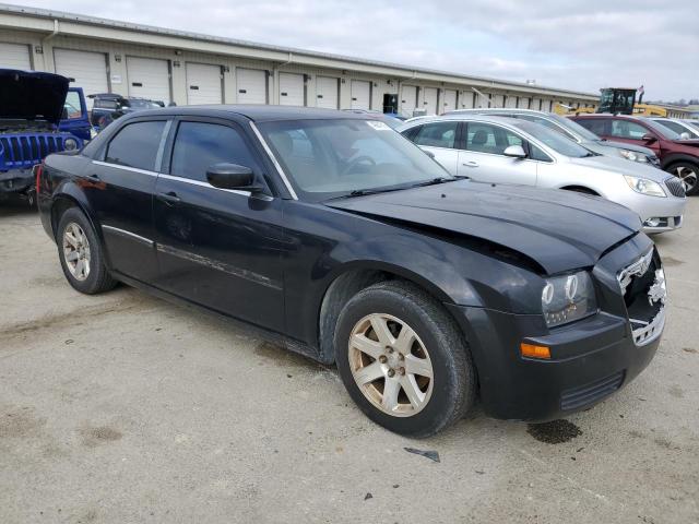 2C3LA43R97H646708 - 2007 CHRYSLER 300 BLACK photo 4