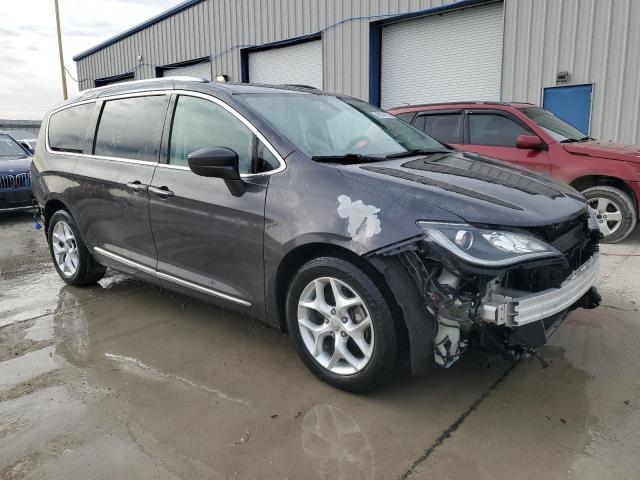 2C4RC1EGXJR114959 - 2018 CHRYSLER PACIFICA TOURING L PLUS CHARCOAL photo 4