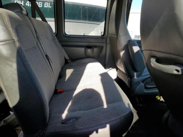 1GAZGPFG9H1340956 - 2017 CHEVROLET EXPRESS G3 LT WHITE photo 11