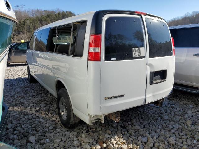 1GAZGPFG9H1340956 - 2017 CHEVROLET EXPRESS G3 LT WHITE photo 2