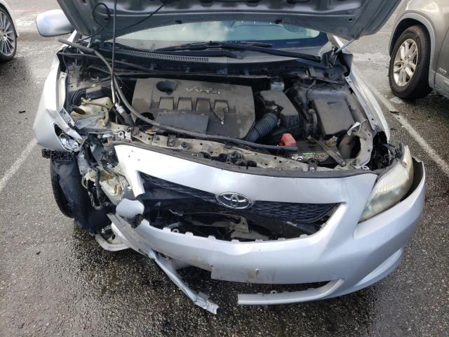 1NXBU4EE4AZ348544 - 2010 TOYOTA COROLLA BASE SILVER photo 11