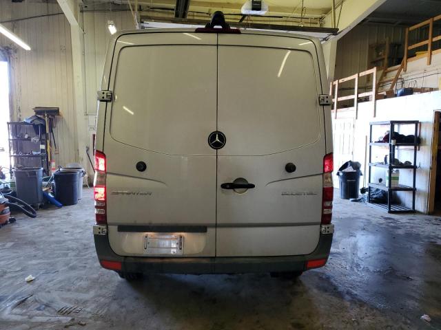 WD3PE7DC7E5925859 - 2014 MERCEDES-BENZ SPRINTER 2500 GRAY photo 6