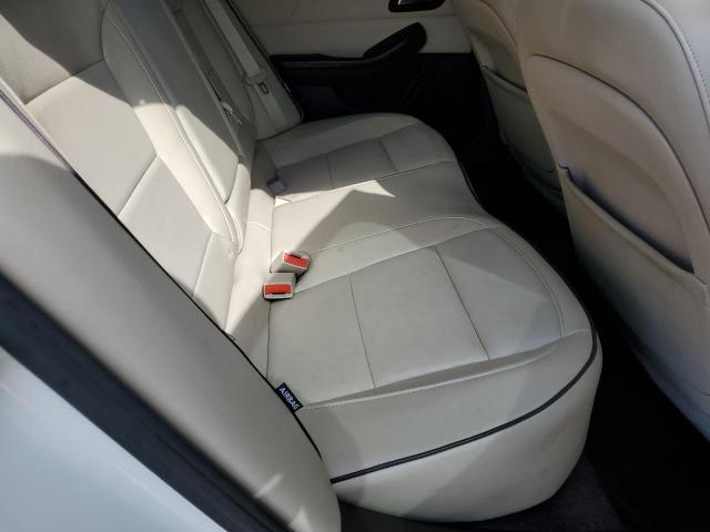 1G11J5SX3DF262521 - 2013 CHEVROLET MALIBU LTZ კრემისფერი ფოტო 10