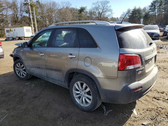 5XYKUDA2XBG056979 - 2011 KIA SORENTO EX SILVER photo 2