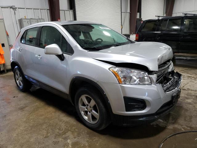 KL7CJPSBXFB082931 - 2015 CHEVROLET TRAX 1LS SILVER photo 4