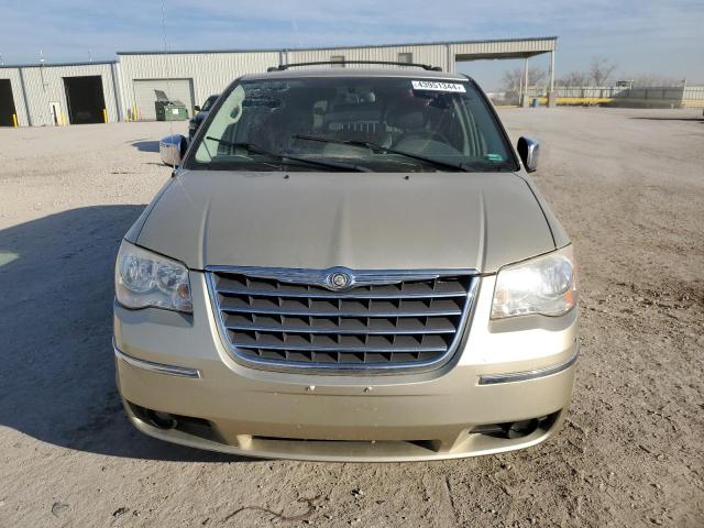 2A4RR8DX4AR479818 - 2010 CHRYSLER TOWN & COU TOURING PLUS GOLD photo 5