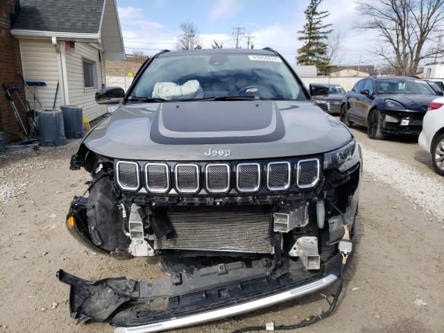 3C4NJDCB3NT165896 - 2022 JEEP COMPASS LIMITED GRAY photo 5