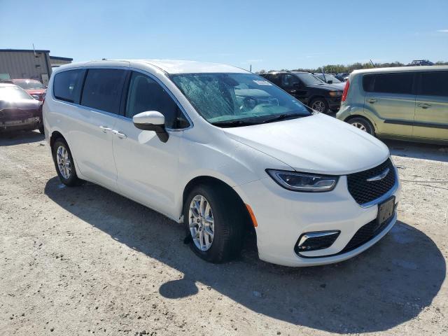 2C4RC1BG4PR573756 - 2023 CHRYSLER PACIFICA TOURING L WHITE photo 4