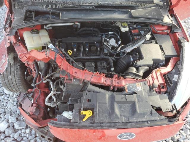 1FADP3F23HL298700 - 2017 FORD FOCUS SE RED photo 11