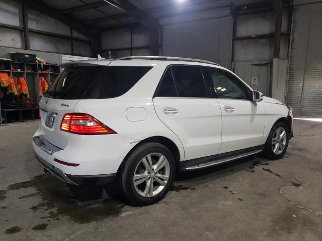 4JGDA5HB2FA467081 - 2015 MERCEDES-BENZ ML 350 4MATIC WHITE photo 3