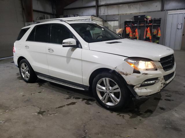 4JGDA5HB2FA467081 - 2015 MERCEDES-BENZ ML 350 4MATIC WHITE photo 4