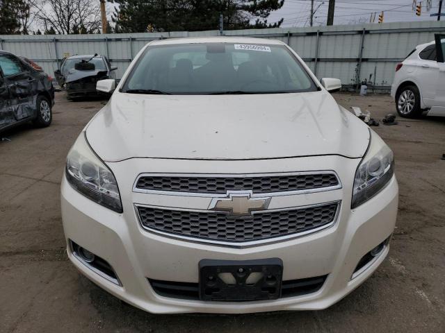 1G11H5SA4DF261739 - 2013 CHEVROLET MALIBU LTZ თეთრი ფოტო 5