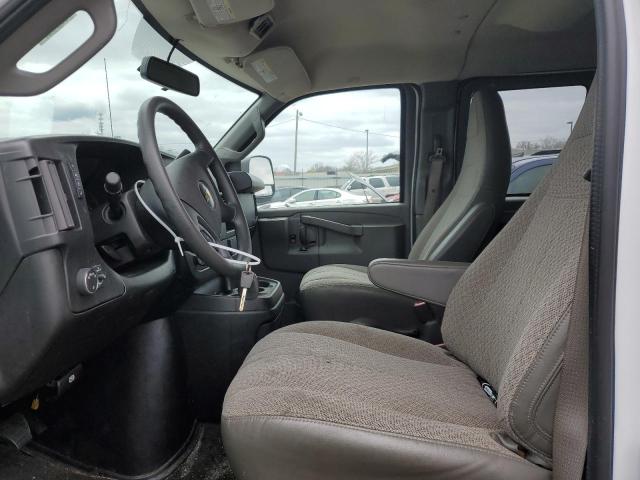 1GAZGPFG3J1263104 - 2018 CHEVROLET EXPRESS G3 LT WHITE photo 7