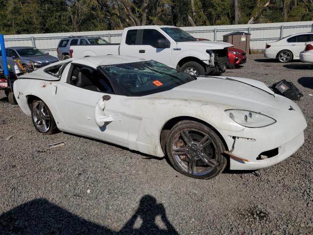 1G1YY26WX95114132 - 2009 CHEVROLET CORVETTE WHITE photo 4