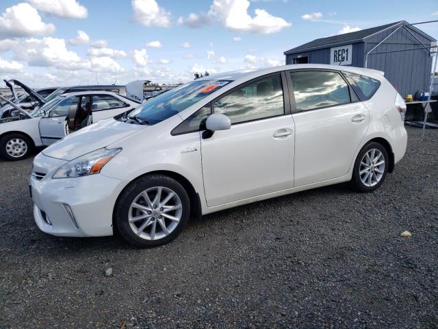 2013 TOYOTA PRIUS V, 