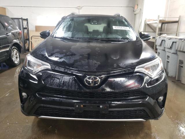 2T3JFREV5JW725151 - 2018 TOYOTA RAV4 SE BLACK photo 5