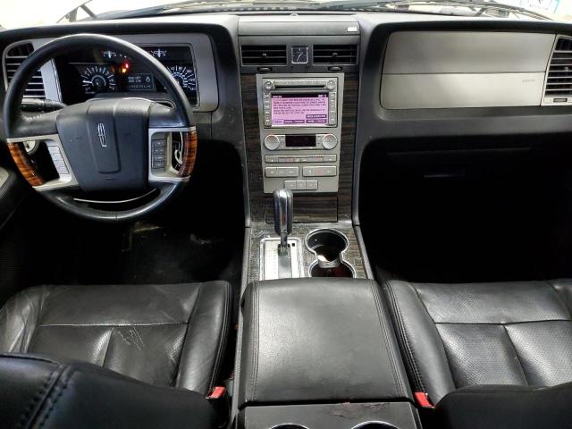 5LMFU28538LJ02129 - 2008 LINCOLN NAVIGATOR 银色 照片 8