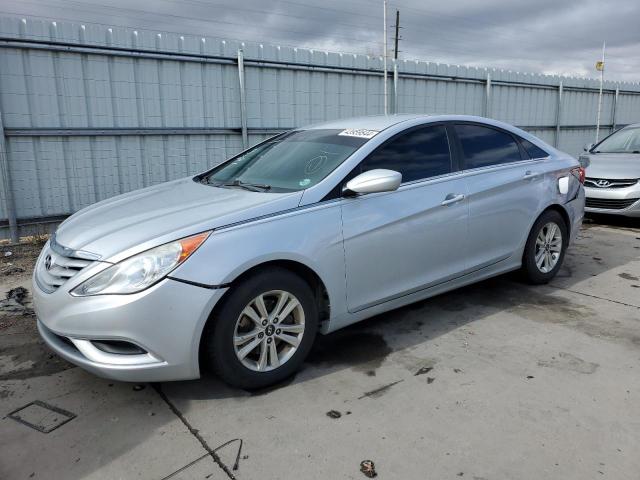 5NPEB4AC7BH030876 - 2011 HYUNDAI SONATA GLS SILVER photo 1