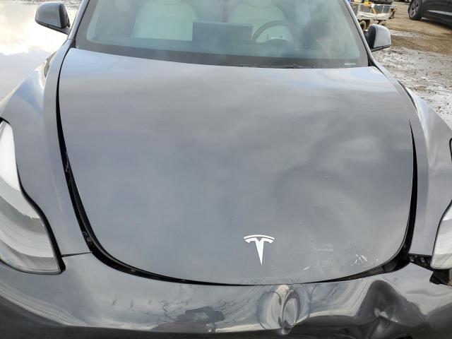 5YJ3E1EB1NF340846 - 2022 TESLA MODEL 3 GRAY photo 11