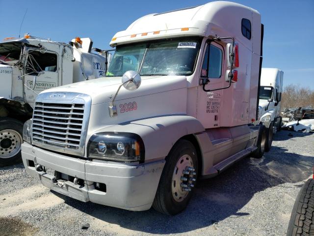 1FUYSSEB5WL826894 - 1998 FREIGHTLINER CONVENTION FLC120 WHITE photo 2