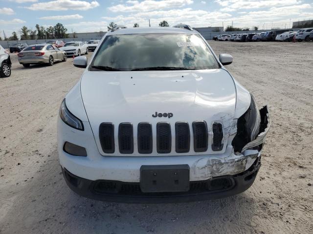 1C4PJLCBXJD621007 - 2018 JEEP CHEROKEE LATITUDE WHITE photo 5