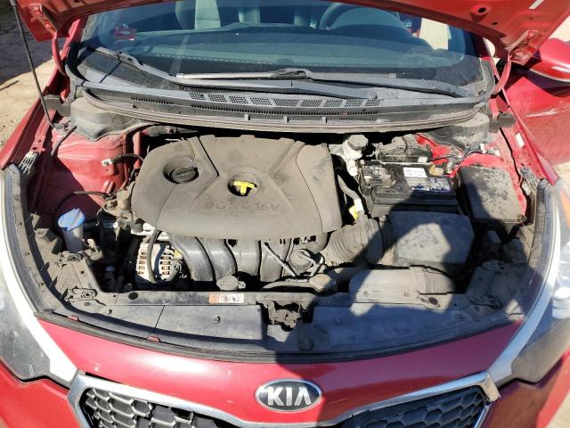 KNAFX4A68G5507318 - 2016 KIA FORTE LX RED photo 11