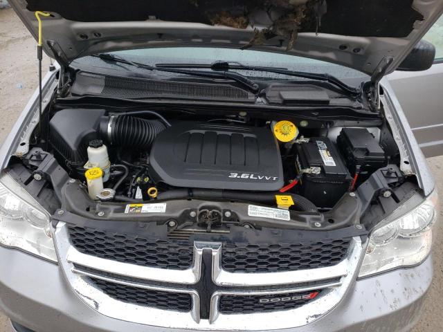 2C4RDGBGXHR619088 - 2017 DODGE GRAND CARA SE SILVER photo 12