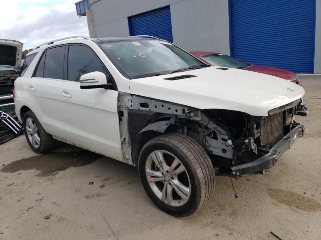4JGDA5HB6CA052213 - 2012 MERCEDES-BENZ ML 350 4MATIC WHITE photo 4
