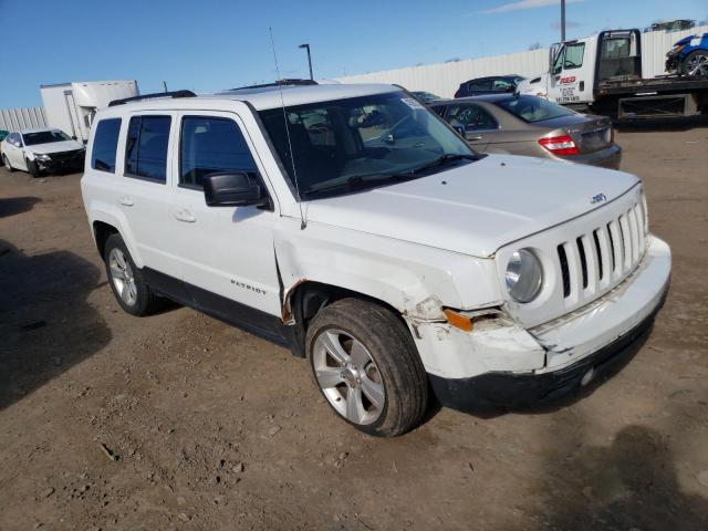 1C4NJRFBXED661342 - 2014 JEEP PATRIOT LATITUDE WHITE photo 4